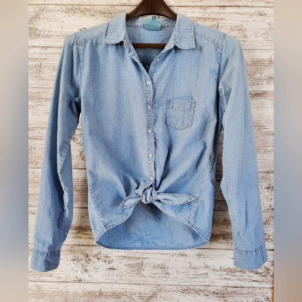 C&C California Chambray Tie Front Button Down Shirt Blue - Picture 2 of 12